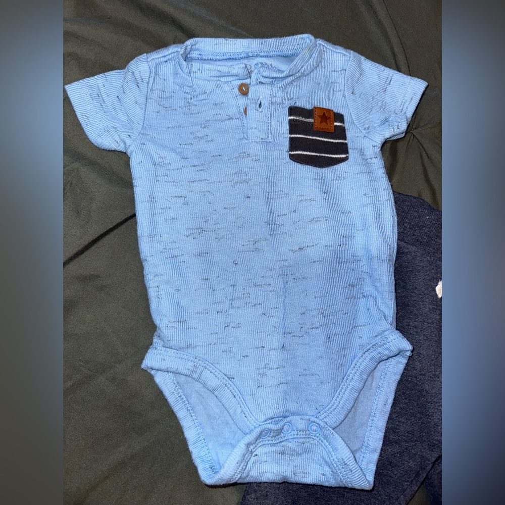 Baby’s Rene Rofe outfit - Picture 2 of 6